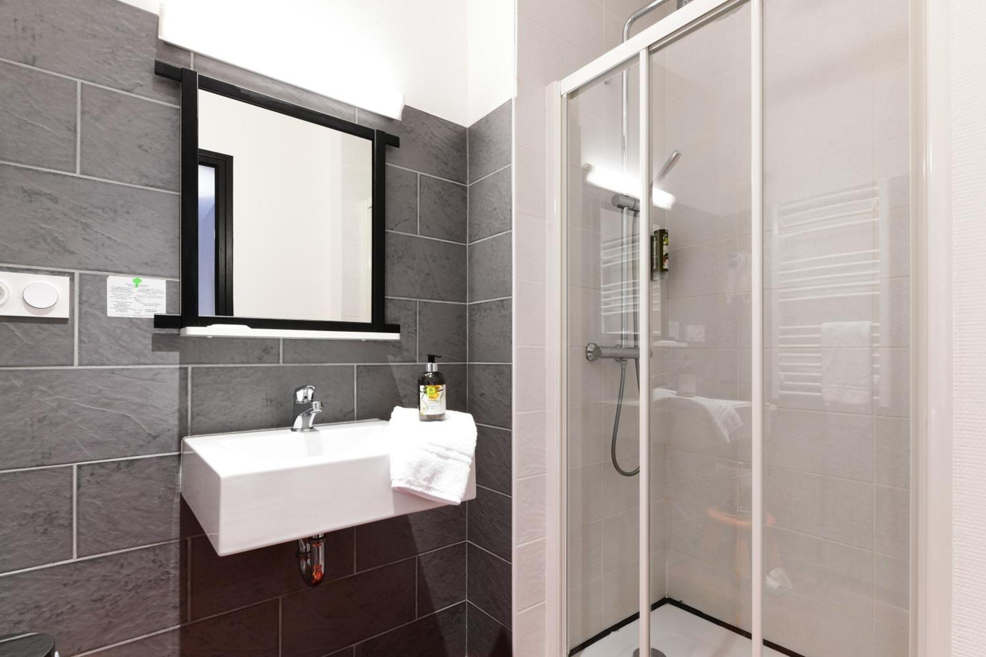 Hotel Le Loft Trie-sur-Baise ภายนอก รูปภาพ