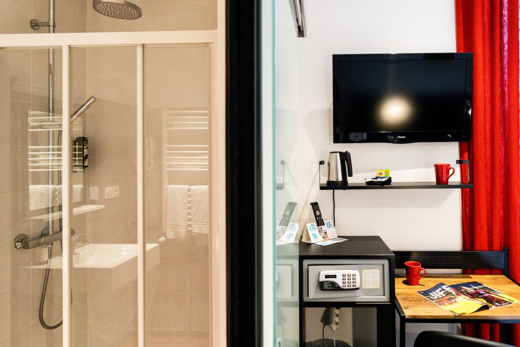 Hotel Le Loft Trie-sur-Baise ภายนอก รูปภาพ