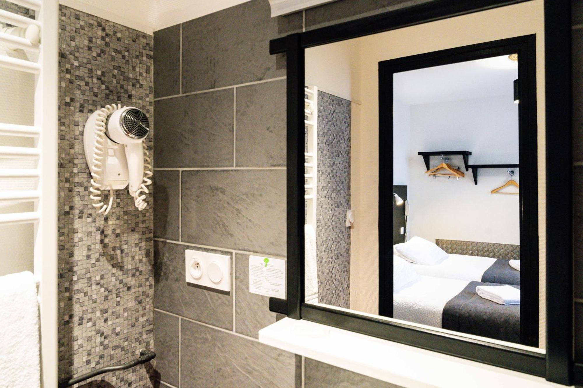 Hotel Le Loft Trie-sur-Baise ภายนอก รูปภาพ