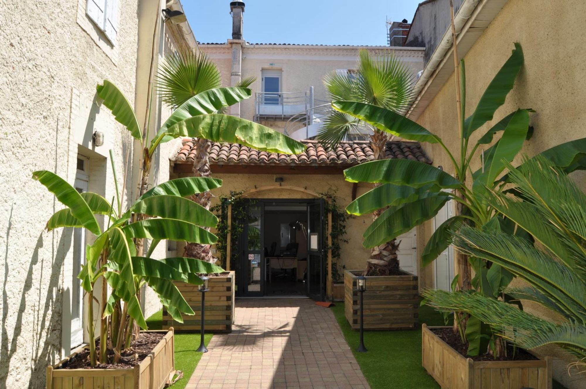 Hotel Le Loft Trie-sur-Baise ภายนอก รูปภาพ