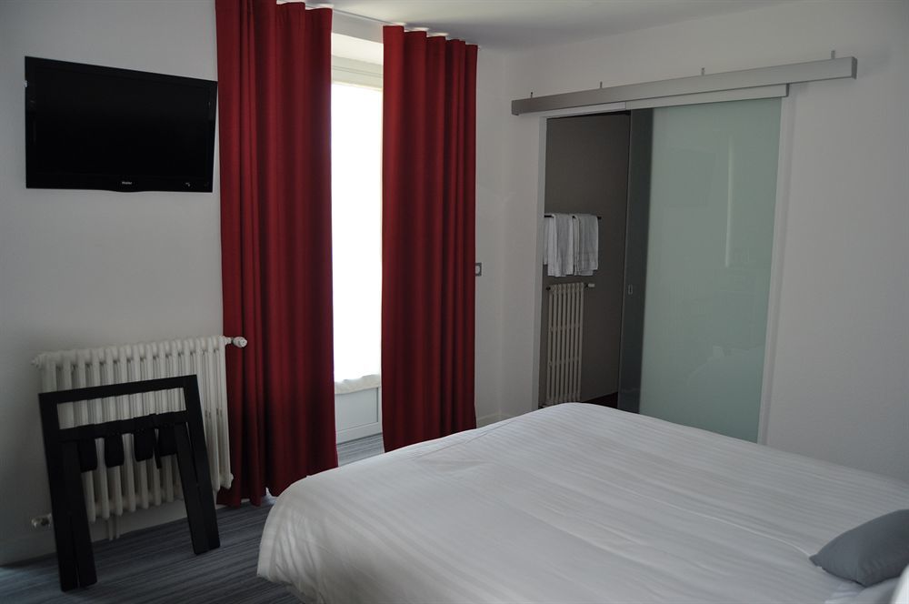 Hotel Le Loft Trie-sur-Baise ภายนอก รูปภาพ